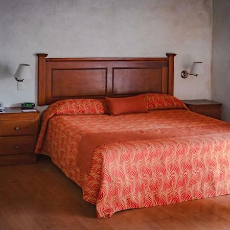 Hostal De La Monja ดูรังโก ภายนอก รูปภาพ